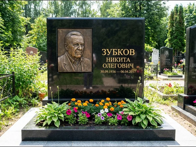 Памятник с барельефом — выполненная работа 19 в Альметьевске