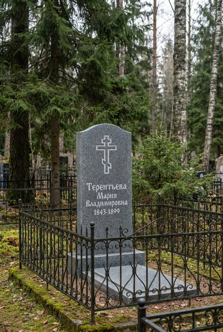 Отреставрированное старинное надгробие на Ивановском кладбище