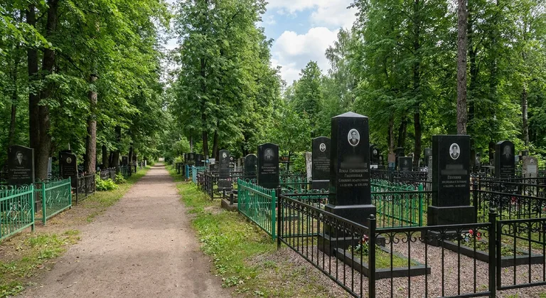 Восточное кладбище в Екатеринбурга
