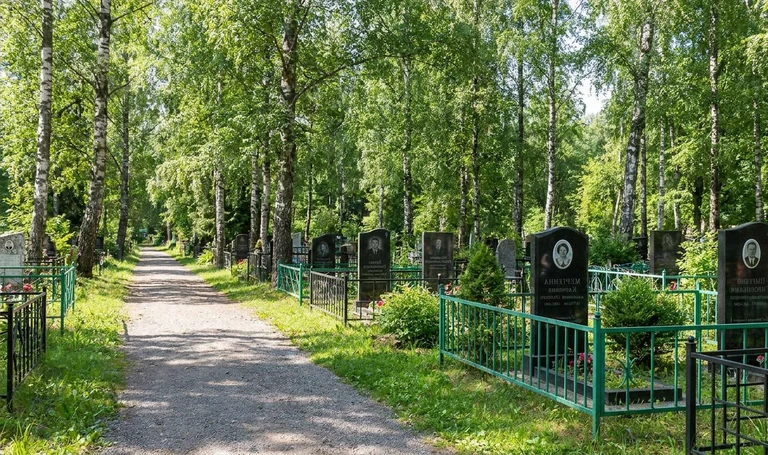 Памятники на кладбище Ракитки в Москве — изготовление и установка