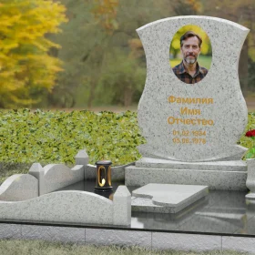 Гранитный вертикальный памятник для одного без креста - П146