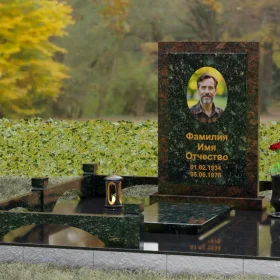Светский вертикальный гранитный памятник без креста - П154
