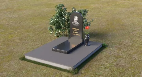 Памятник другу из чёрного гранита