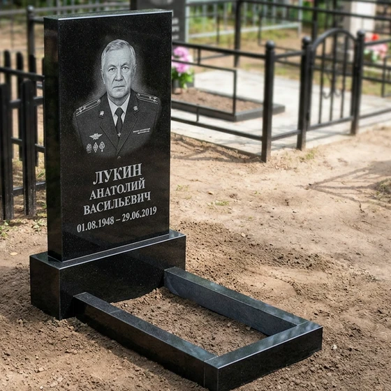 Памятник ветерану органов внутренних дел