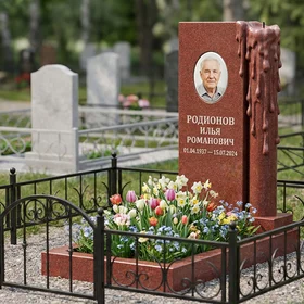 памятник с пламенем свечи из красного лезниковского гранита с портретом